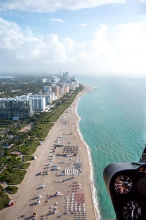 Considering Moving to Florida? We Have 10 Pros and 10 Cons of Moving to the Sunshine State
