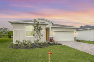 672 Veridian Cir NW, Palm Bay, FL 32907, Sold 02/15/24