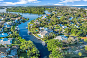 4407 Sunset Dr, Vero Beach, FL 32963, Sold 01/31/24