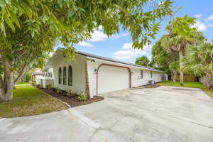 701 Lakewood Cir, Merritt Island, FL 32952, Sold 02/28/24