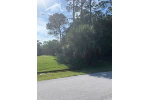 4841 Saxon Dr b 215, New Smyrna Beach, FL 32169, Sold 01/31/24