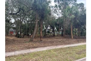 Xxxx Fiske, Rockledge, FL 32955 - MLS#1001025