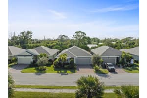 412 Sandcrest Cir, Sebastian, FL 32958, Sold 02/08/24