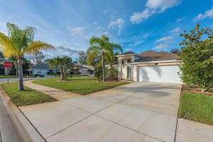 1613 Promenade Cir, Port Orange, FL 32129, Sold 02/15/24