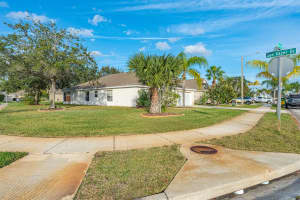 1613 Promenade Cir, Port Orange, FL 32129, Sold 02/15/24