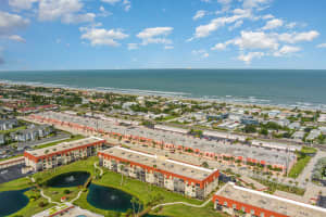 752 S Orlando Ave, Cocoa Beach, FL 32931, Sold 02/21/24