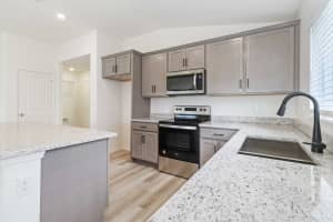 685 Hatton Ln SE, Palm Bay, FL 32909, Sold 09/27/24