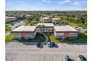 108 Spring Lake Ct, Vero Beach, FL 32962, Sold 03/28/24