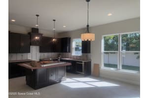 4335 Negal Circle, Melbourne, FL 32901 - MLS#1002640