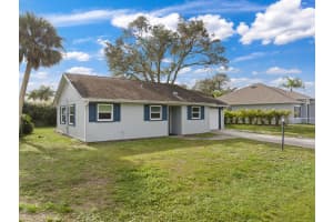 447 Champagne Cir, Port Orange, FL 32127, Sold 04/26/24