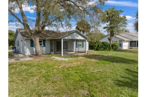 447 Champagne Cir, Port Orange, FL 32127, Sold 04/26/24