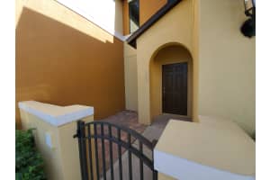 3802 Grove View Ln, Port Orange, FL 32129, Sold 03/13/24