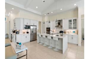 5857 Lake Pine Rd, Vero Beach, FL 32967, Sold 06/28/24