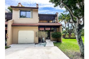 9822 Costa Del Sol Blvd, Doral, FL 33178, Sold 05/15/24