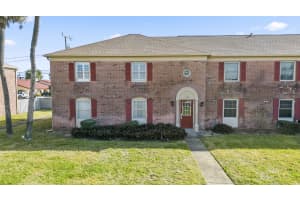 135 E Colonial Ct, Indian Harbour Beach, FL 32937, Sold 04/12/24