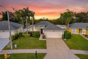 4656 Four Lakes Dr, Melbourne, FL 32940, Sold 03/28/24