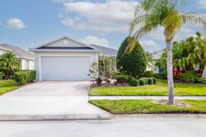 1272 Seagate Dr S, Deltona, FL 32725, Sold 10/22/24