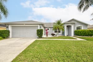 1423 Laramie Cir, Melbourne, FL 32940, Sold 04/02/24