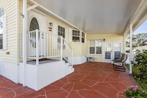 329 Avocado Dr, Sebastian, FL 32976, Sold 11/25/24