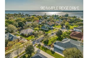 910 Maple Ridge Dr, Merritt Island, FL 32952, Sold 03/18/24