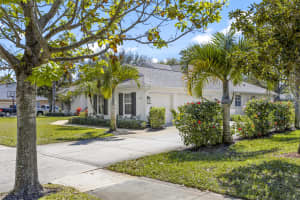 3091 Southern Oaks Dr, Merritt Island, FL 32952, Sold 04/03/24