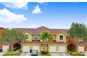 927 Ocaso Ln, Rockledge, FL 32955, Sold 04/03/24