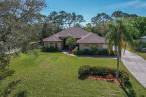3874 Peacock Dr, Melbourne, FL 32904, Sold 08/02/24