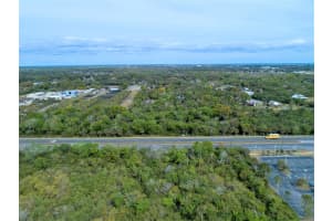 155 Lakeside Dr W, Port Orange, FL 32128, Sold 06/06/24