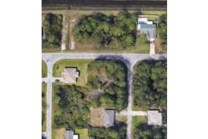 750 Rolling Hills Dr, Port Orange, FL 32129, Sold 01/23/25