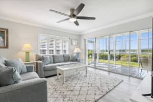 660 S Brevard Ave, Cocoa Beach, FL 32931, Sold 04/23/24