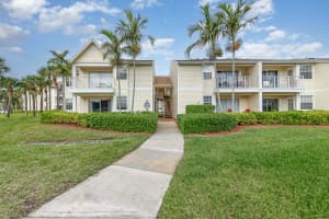 1800 Charlesmont Dr, Melbourne, FL 32903, Sold 07/19/24