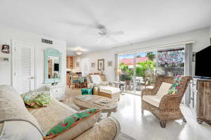 155 E Colonial Ct, Indian Harbour Beach, FL 32937, Sold 12/24/24