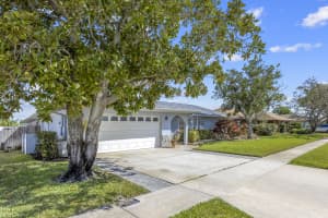 2054 Bottlebrush Dr, Melbourne, FL 32935, Sold 04/23/24