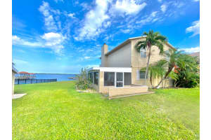 531 Mount Olympus Blvd, New Smyrna Beach, FL 32168, Sold 09/03/24