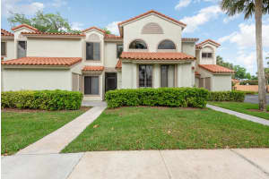 2585 Echo Farms Dr, Port Orange, FL 32128, Sold 05/31/24