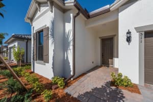 511 SE Villandry Way, Port St. Lucie, FL 34984, Sold 05/21/24
