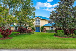 588 Cross Creek Cir, Sebastian, FL 32958, Sold 08/22/24