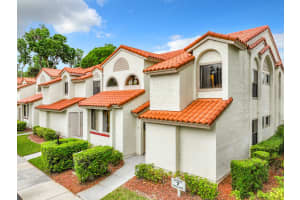 1097 Country Club Dr, Titusville, FL 32780, Sold 04/26/24