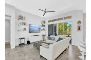 207 Kirkland Rd, New Smyrna Beach, FL 32169, Sold 09/23/24