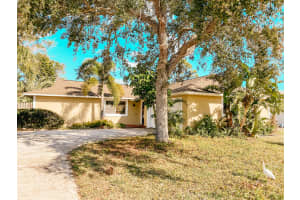 1290 Johns Cir, Merritt Island, FL 32952, Sold 07/31/24