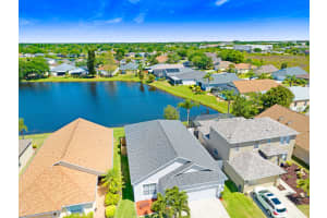 5339 Royal Plantation Blvd, Port Orange, FL 32128, Sold 06/28/24