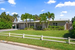 430 Palmetto St, Edgewater, FL 32132, Sold 01/07/25
