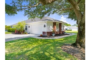 5333 Peach Blossom Blvd, Port Orange, FL 32128, Sold 06/04/24
