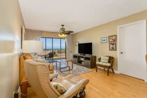 520 Palm Springs Blvd, Indian Harbour Beach, FL 32937, Sold 01/07/25