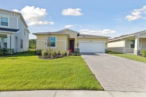 556 Veridian Cir NW, Palm Bay, FL 32907, Sold 05/31/24