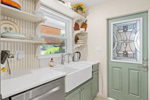 2 Lazy 8 Dr, Port Orange, FL 32128, Sold 12/16/24