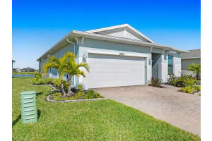 4250 Mayfair Ln, Port Orange, FL 32129, Sold 06/21/24