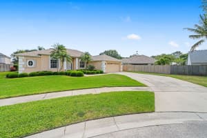 416 Lenore Ct, Rockledge, FL 32955, Sold 06/05/24