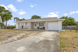 40 N Suzanne Ct, Merritt Island, FL 32952, Sold 07/24/24