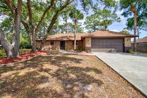 885 Hawser St NE, Palm Bay, FL 32907, Sold 08/28/24